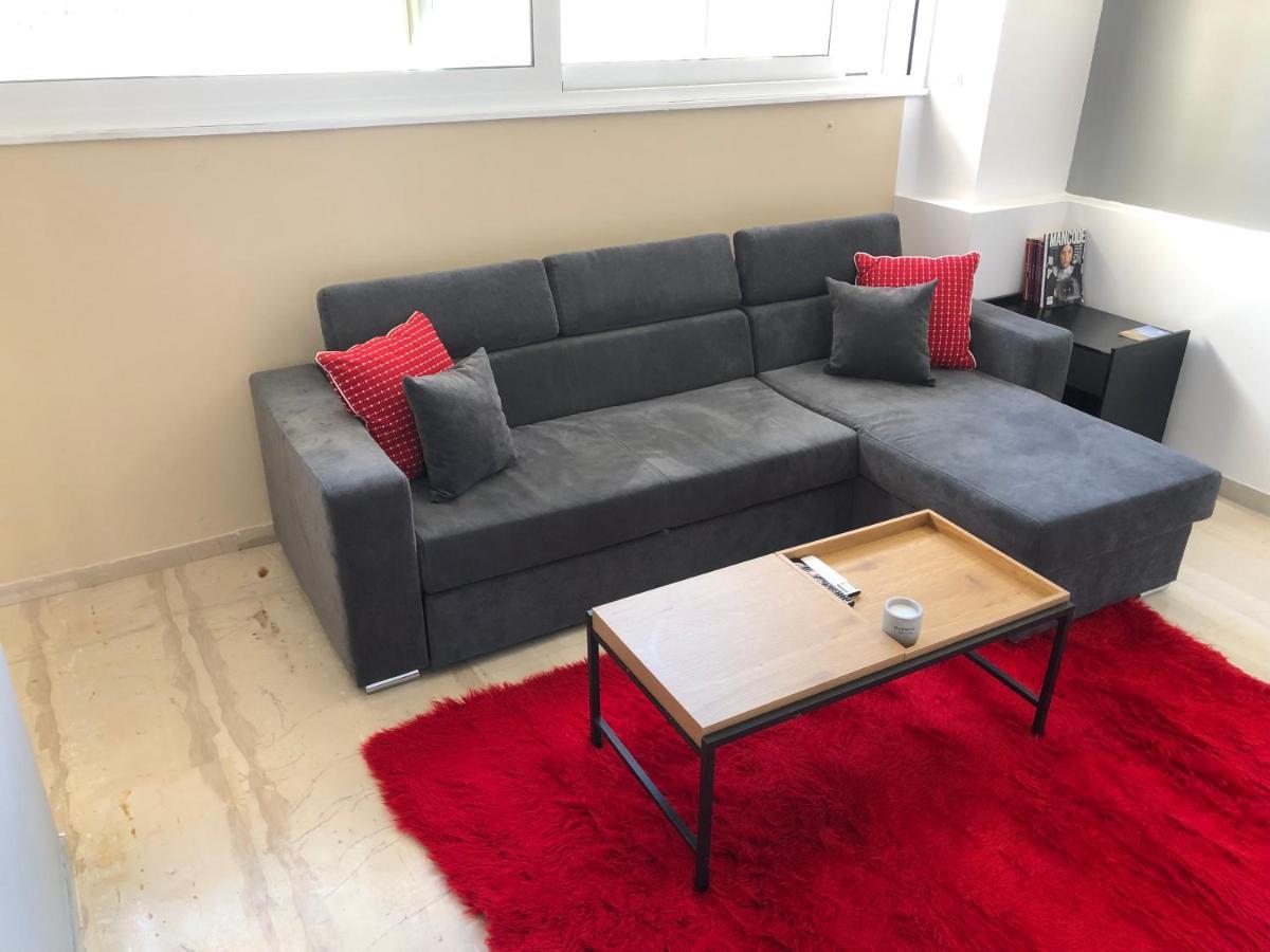 Royal Red Suite No 1, Piraeus Port ภายนอก รูปภาพ